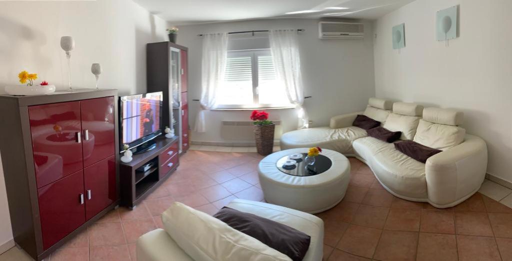 Ferienhaus Dalmatia 5