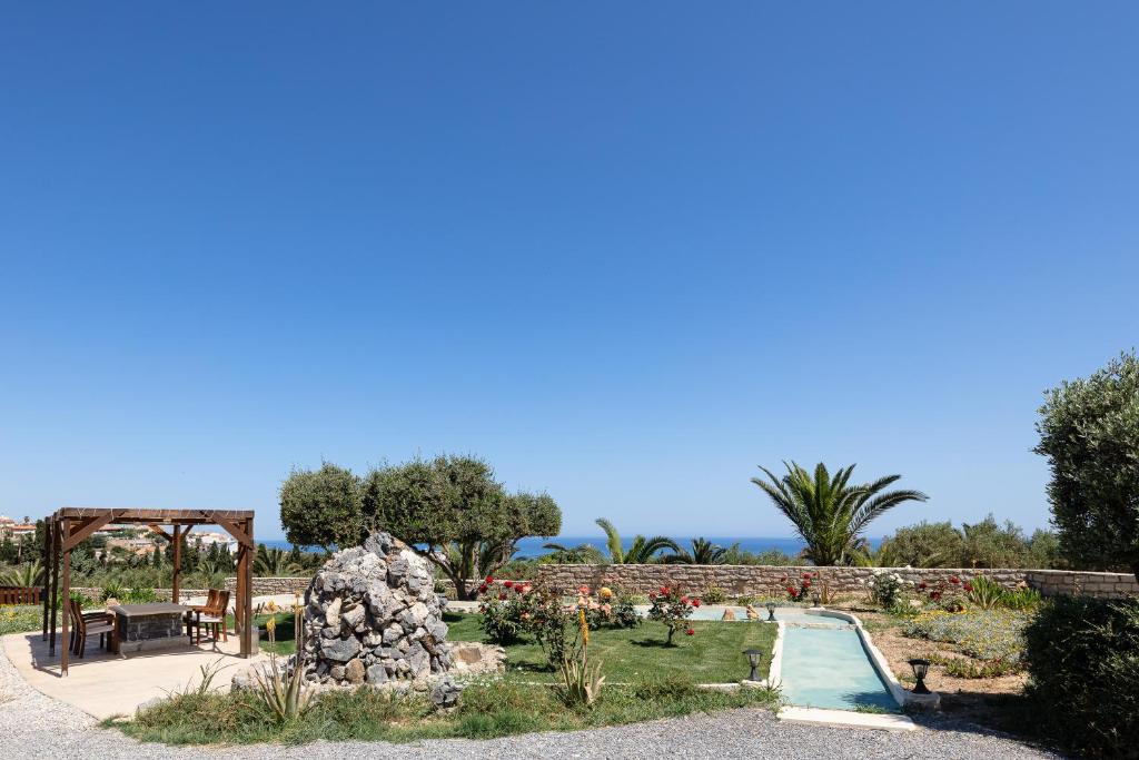 Alpha Estate & Spa 8