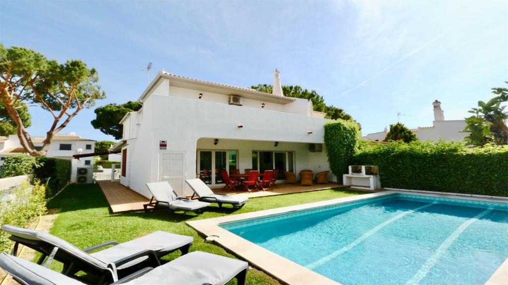 Vila Renascer-CleverDetails, few minutes from the center, quiet area