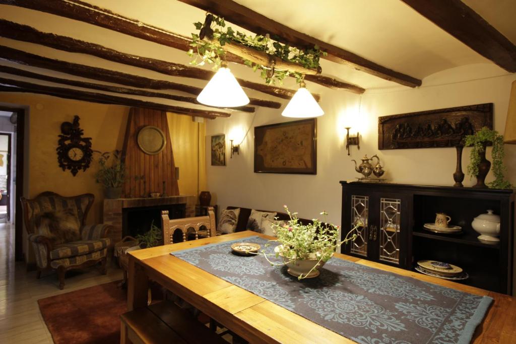 La Cantonada 5
