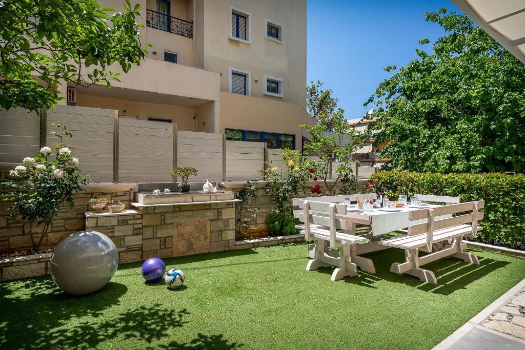 Vasili's Home - 5 Min from the City Ceter 6