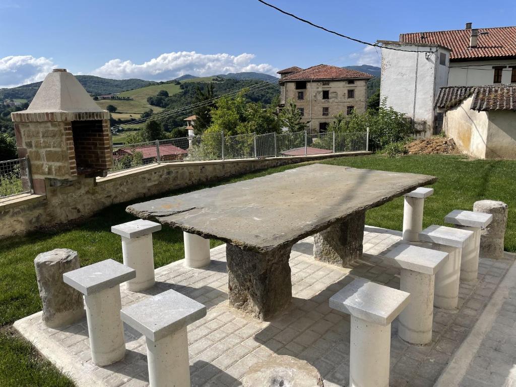CASA RURAL JUANGOXENEA 8