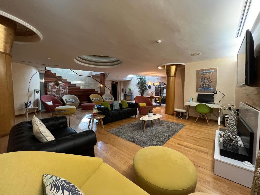 Vilana Hotel Boutique Image