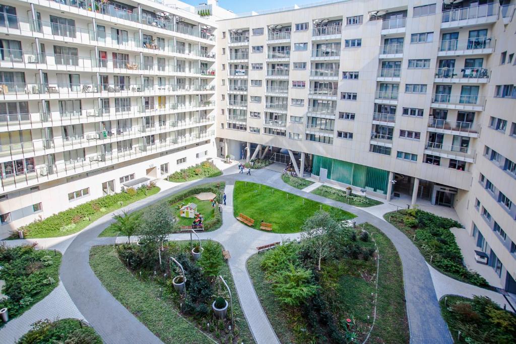 Oxygen Residence 6