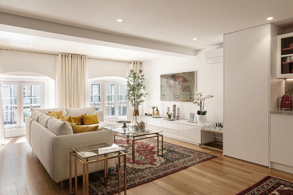 Lisbon Rentals Chiado 3