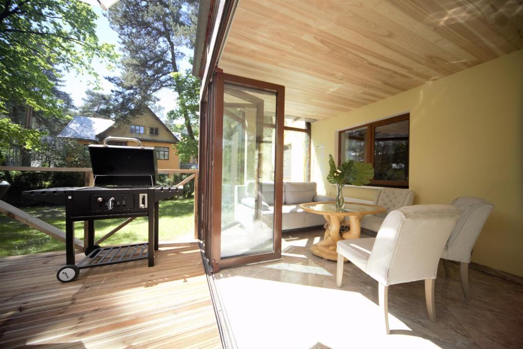 The Paradise House 5