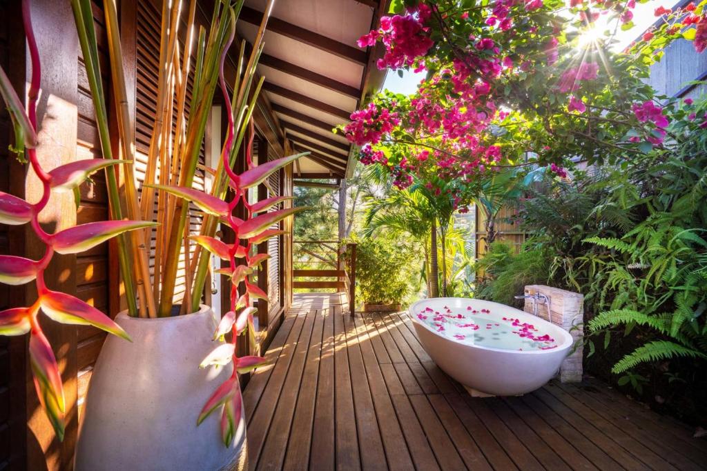 Villa Manuiti, balinese luxury home - private swim SPA, ocean view - OFYR BBQ - KoÏ pond 6