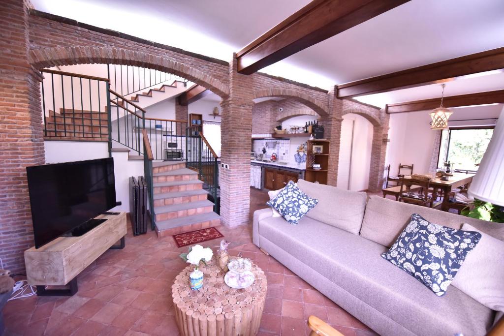 Villa Caterina, alle pendici del Vulcano Etna 5