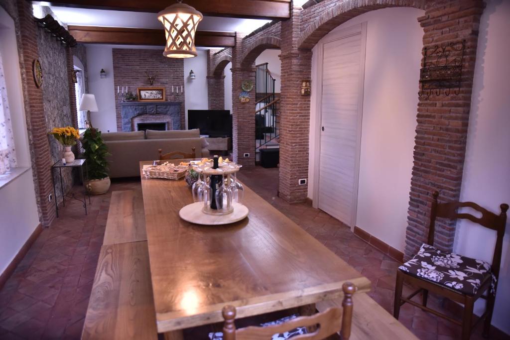 Villa Caterina, alle pendici del Vulcano Etna 8