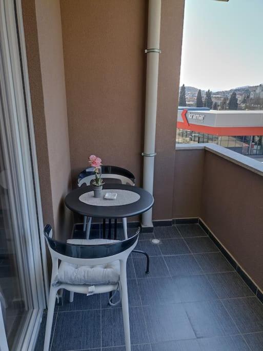 Lovely apartment - Ljupki stan 8