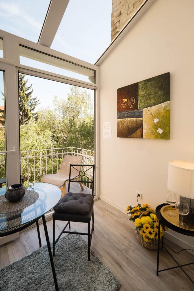 Gallery Duplex Studio 6