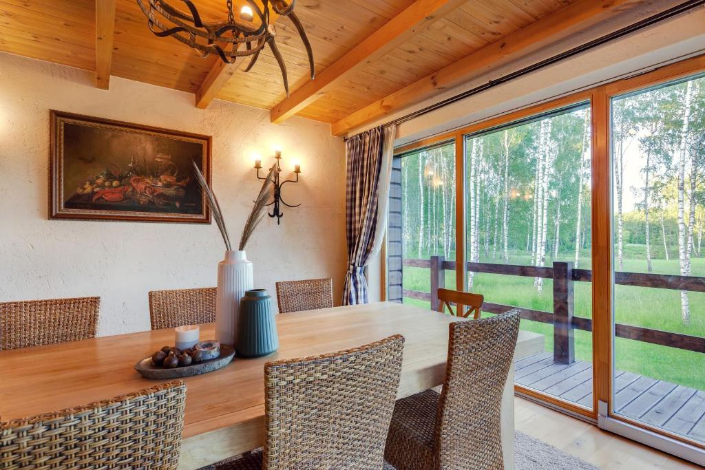 Friends & Family Getaway to Forest House by Reside Baltic 2