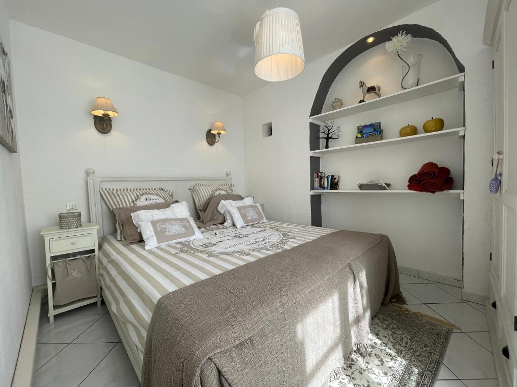 Nice Renting - 9 MASSENA - Spacious apartment Massena Square - AC - fully equipped 2