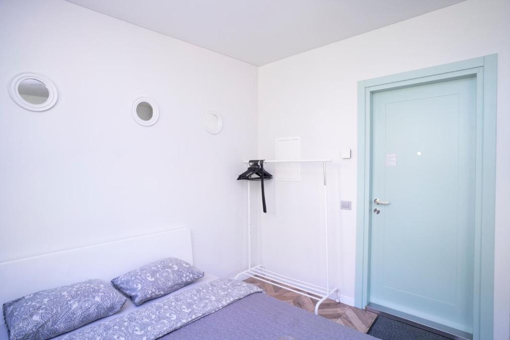 House 22A Studio Apartments 6