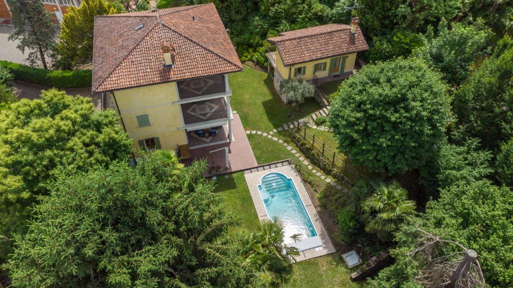 The Dependance of the Villa Isabella Stresa by the little river with private dedicated parking 4