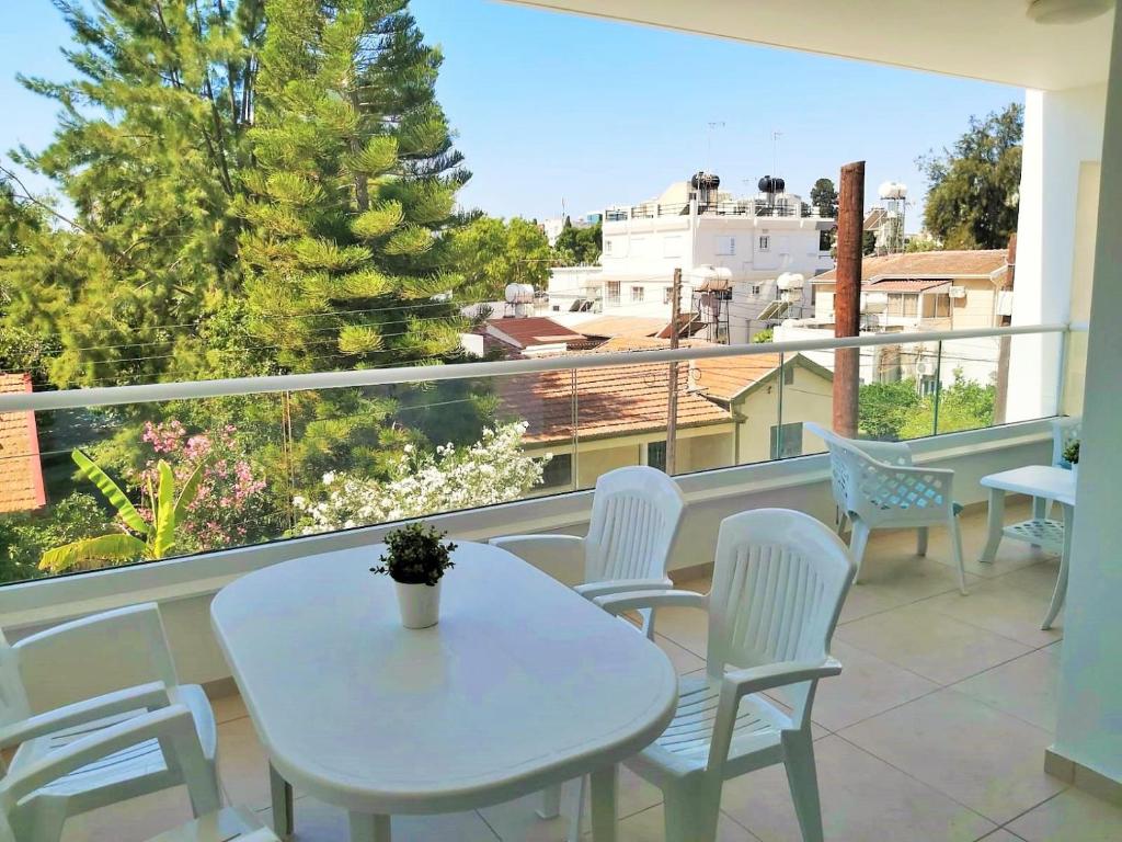 Dinglis Residences 31 6