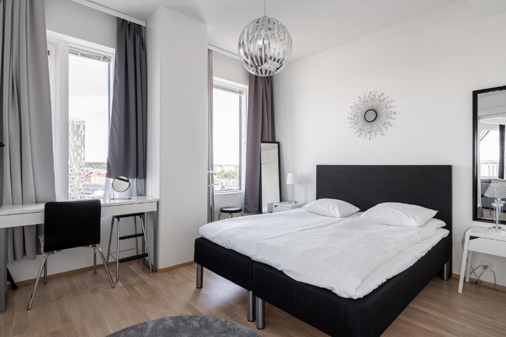 Stunning Views 2BR with Sauna - Nokia Arena 4