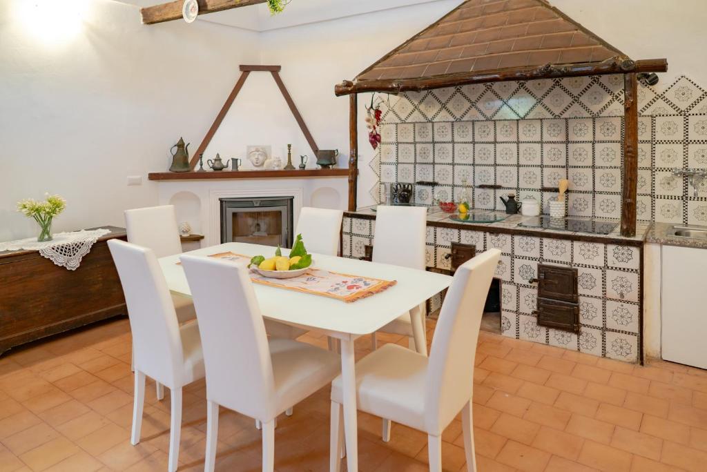 Casa Lalù - Rustic apartment with stunning views 8