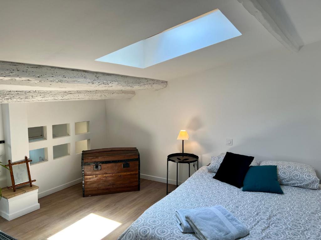 Charmant studio au cœur de l’écusson 2