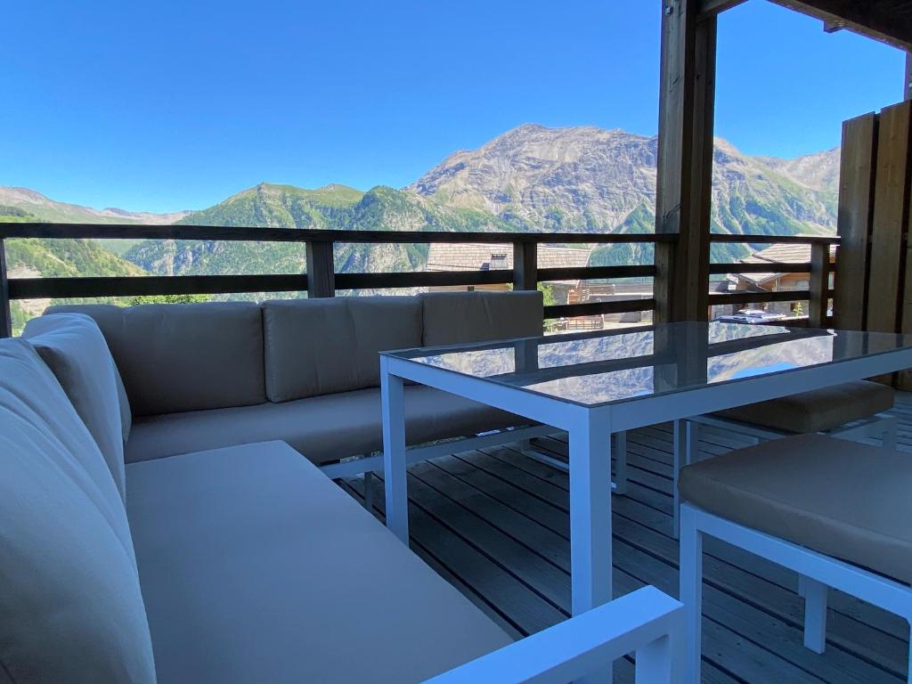 Photo de la galerie de l'établissement Spacieux & Chaleureux Apt avec vue panoramique, à Orcières