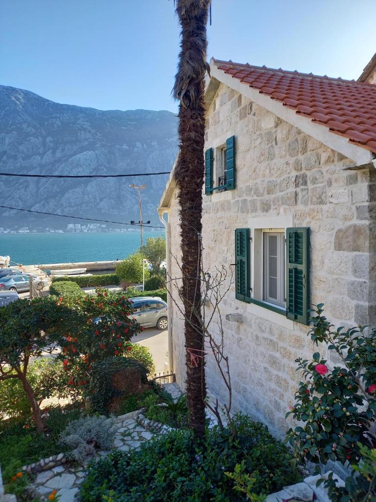 Romantic stone house by the sea ****