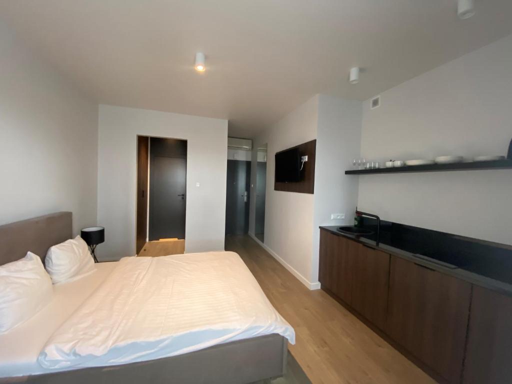 Platinum Residence 4