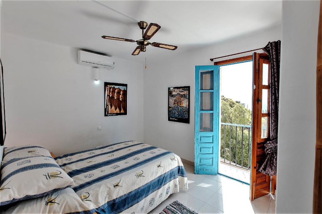 Casa Boo, House with Terrace, Amazing views and Private Shared Pool 2