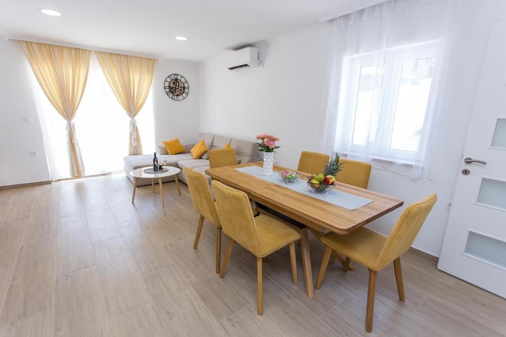 Holiday House Sea La Vie 3