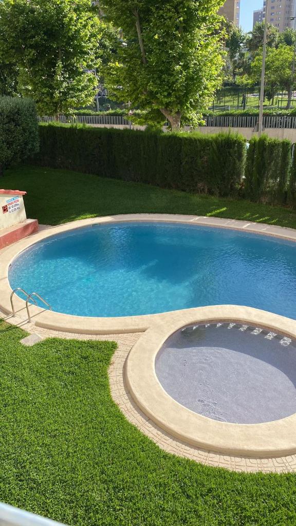 Edificio Gijon newly renovated two-bedroom apartment Benidorm 4
