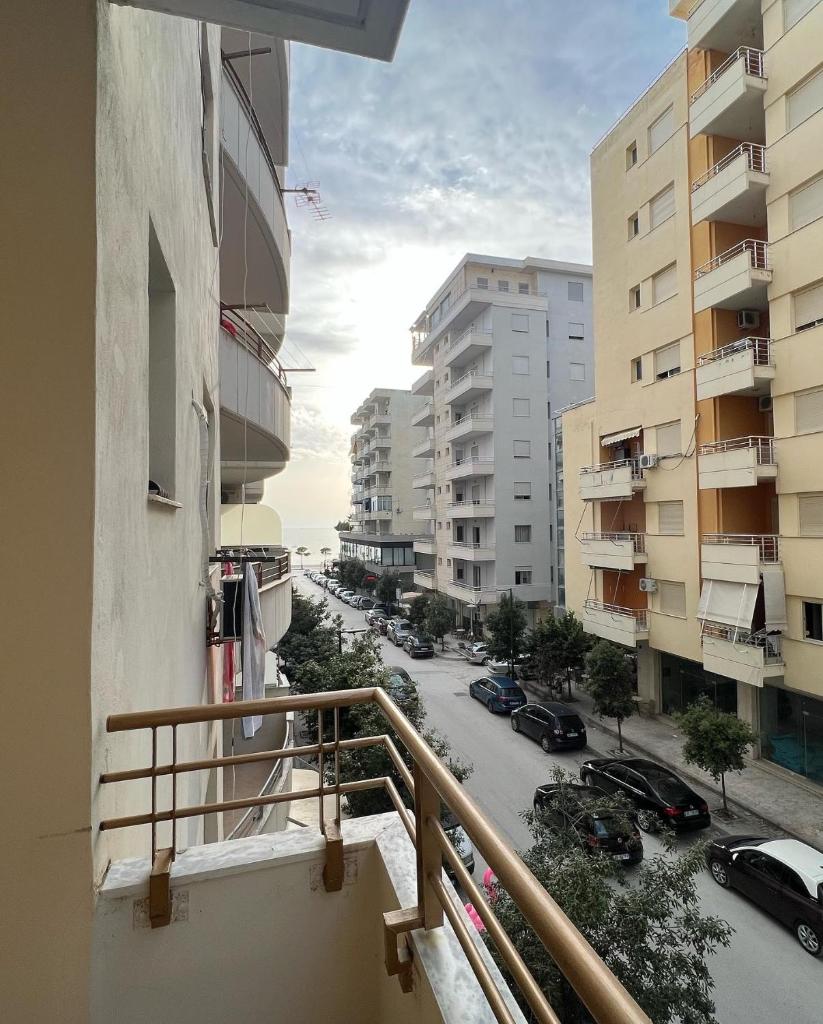 CC Apartment 6
