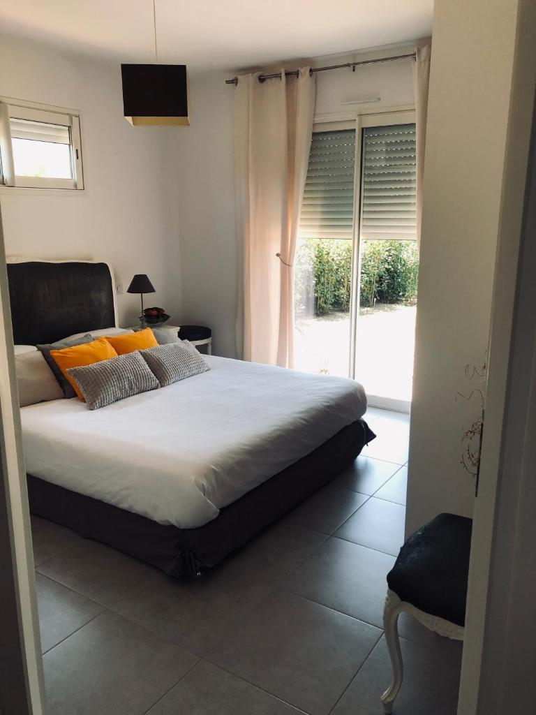 Mini-villa mitoyenne de type F2 proche Golfe de Lava 7