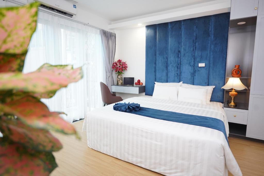 Hanoi Capital Premium Hotel 56 Au Trieu Street