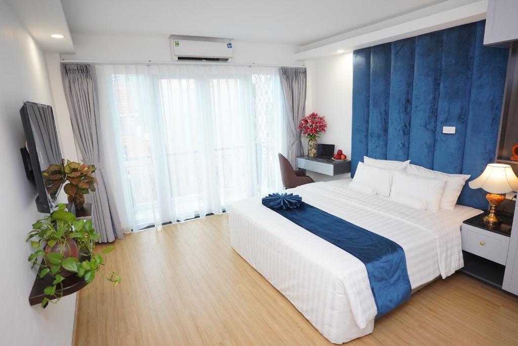Hanoi Capital Premium Hotel 56 Au Trieu Street