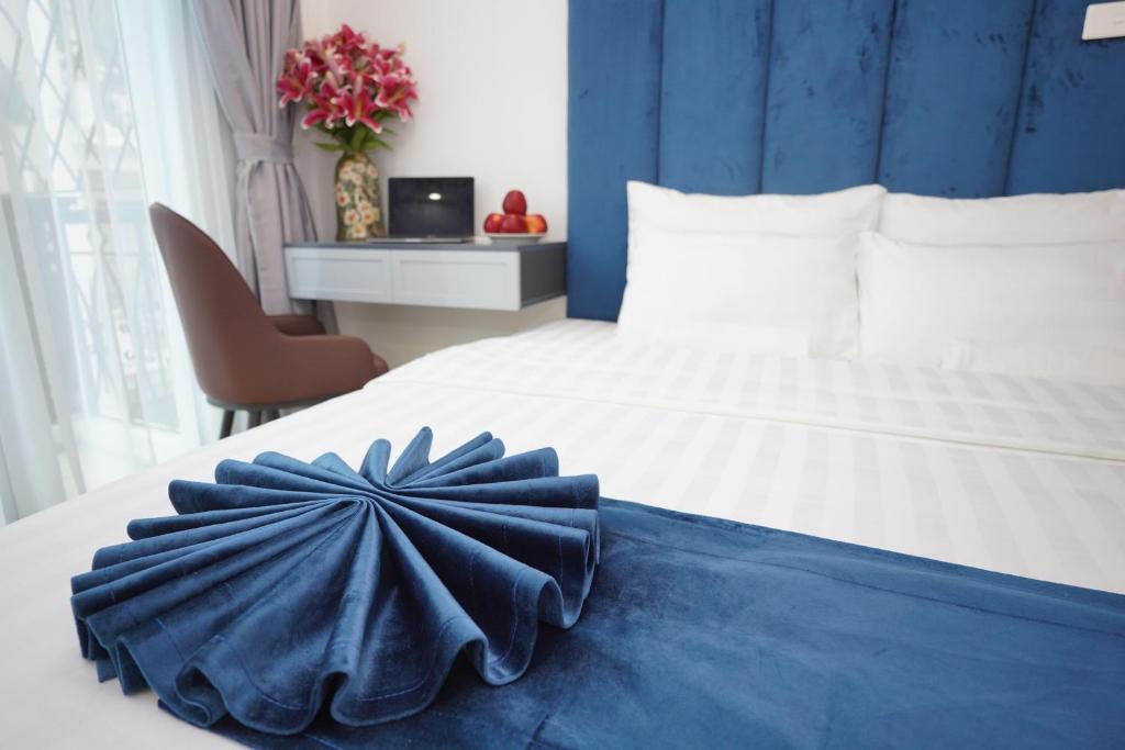 Hanoi Capital Premium Hotel 56 Au Trieu Street