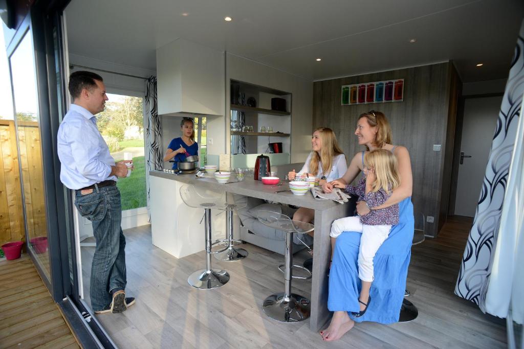 Les Roulottes & Cottages du Moulin 7