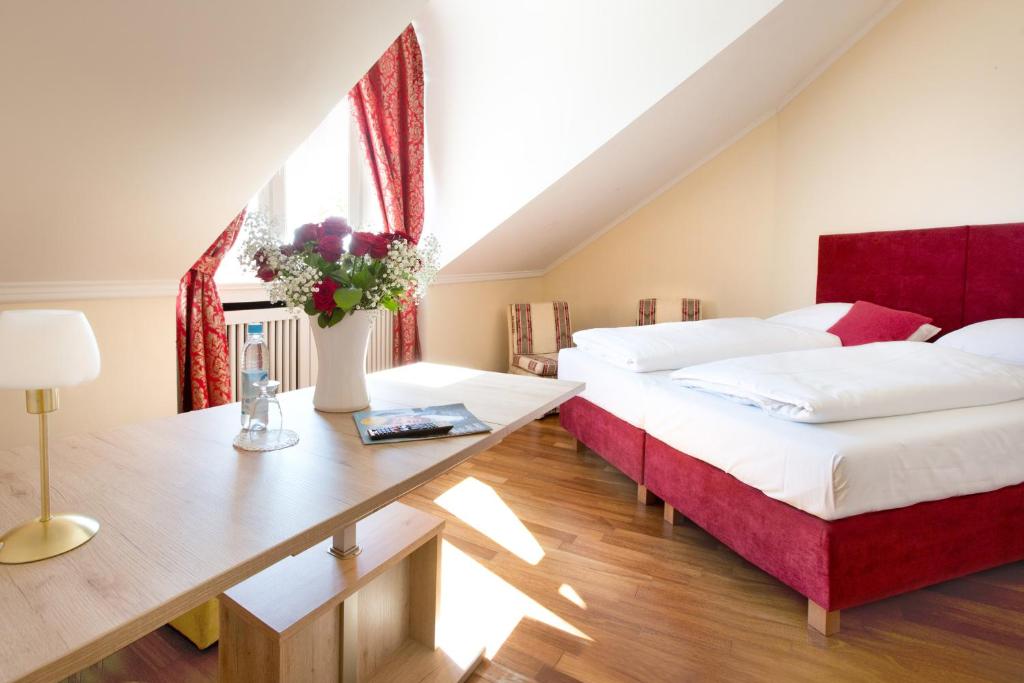 Hotel Aurbacher Hof GmbH Image
