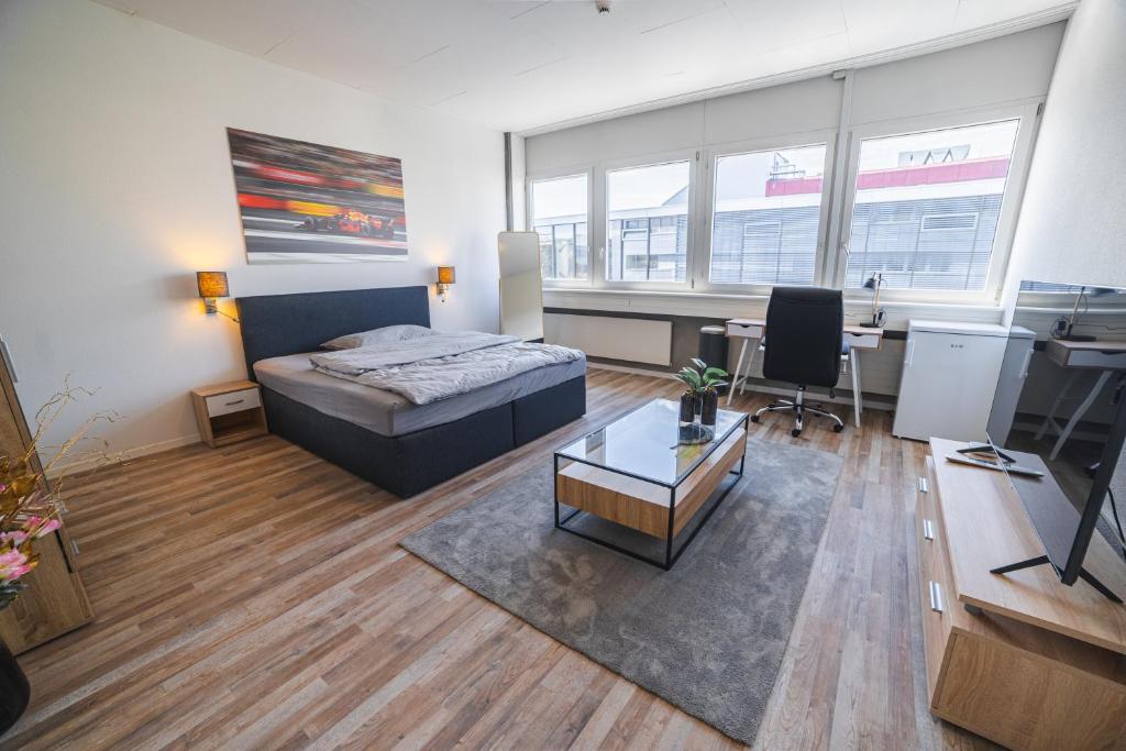 Pit Stop Apartments 2