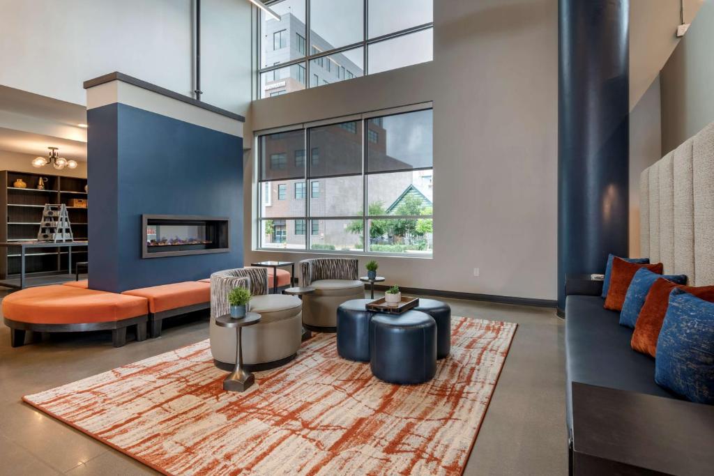 Vīb Hotel by Best Western Denver RiNo Image