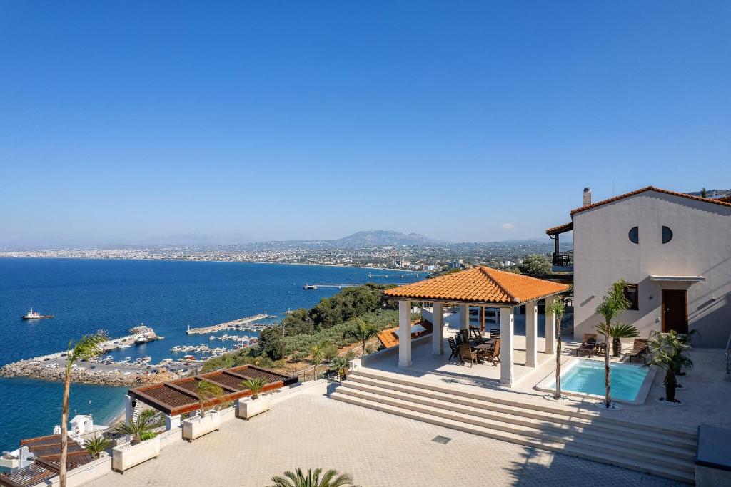 Manificus Villas, with Heated Pool, By ThinkVilla 7