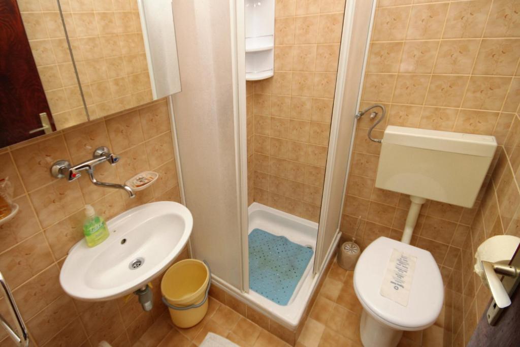 Apartments by the sea Zavalatica, Korcula - 9315 7