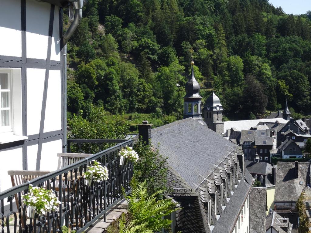 Stachelburg 4