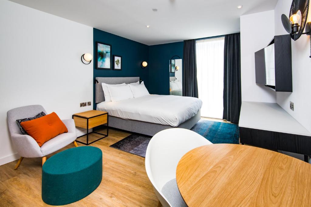 Staybridge Suites - Cardiff by IHG 2