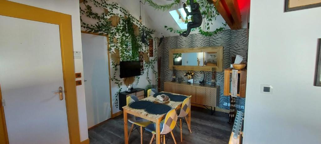 Honfleur centre ville avec garage privé 5