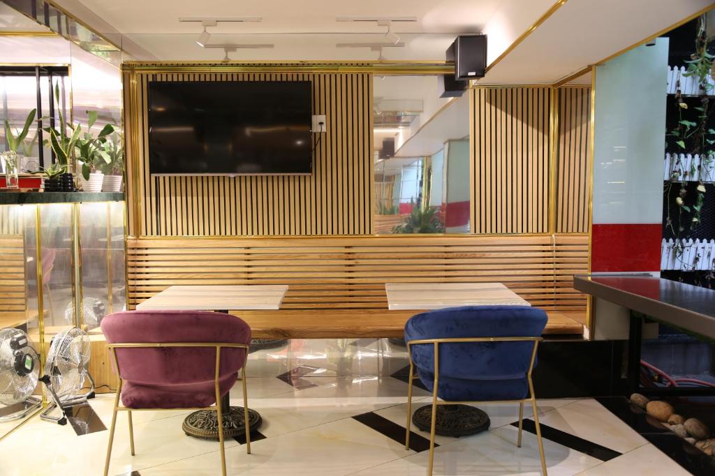 THE QUEENDOR BOUTIQUE HOTEL