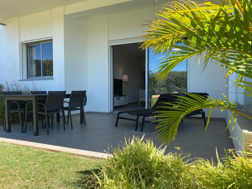 Albufeira Malpique Beach Apartment 4