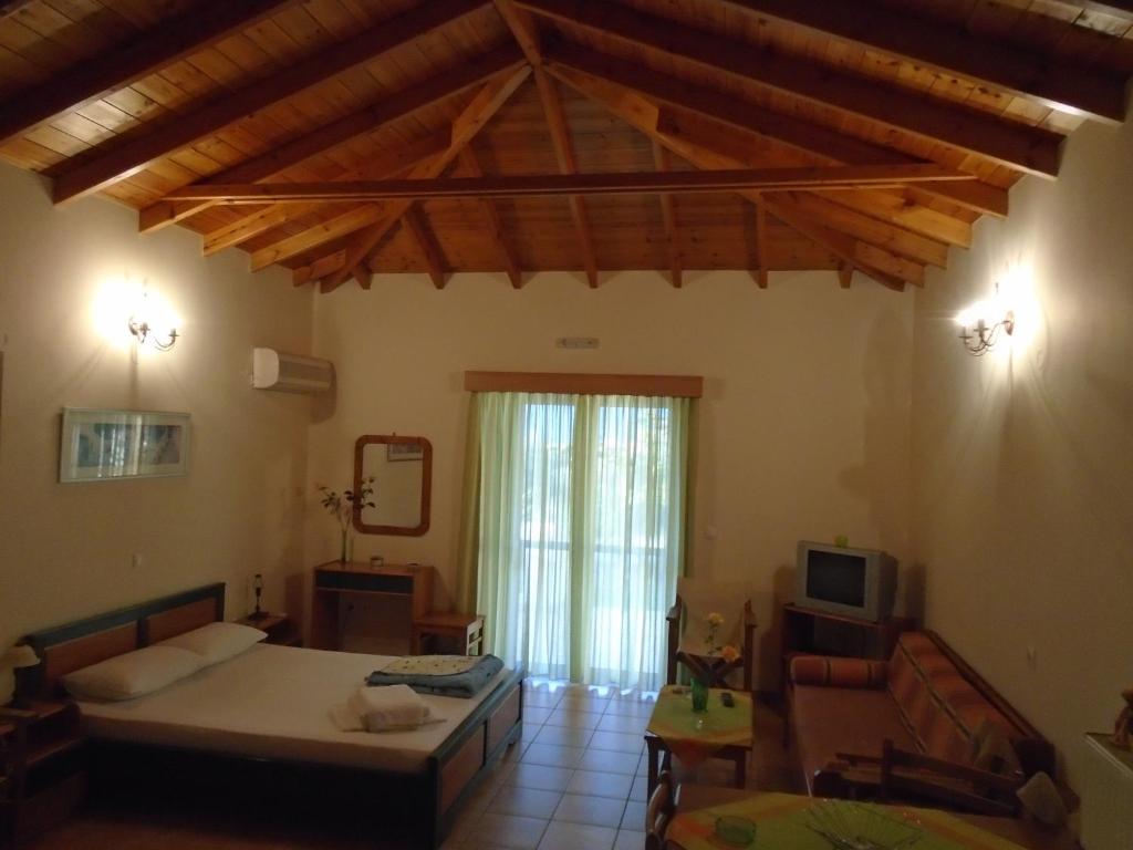 Tompras Village 2