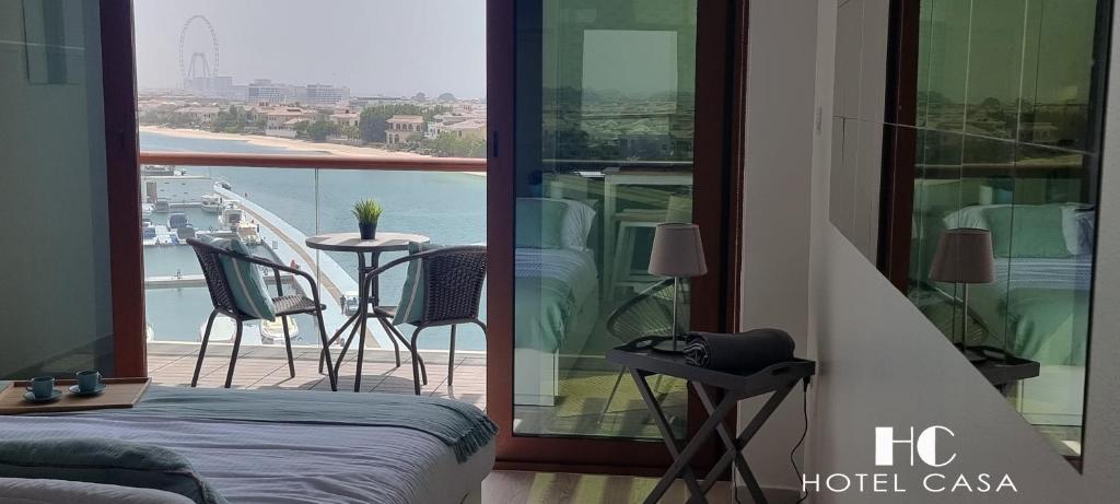 Palm Jumeirah Upgraded & Cozy Boutique Apartment