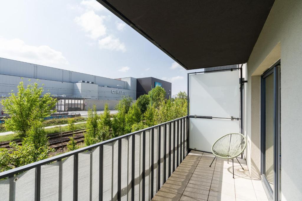 Family Apartment 62m - Sowia with GARAGE & BALCONY by Noclegi Renters 2