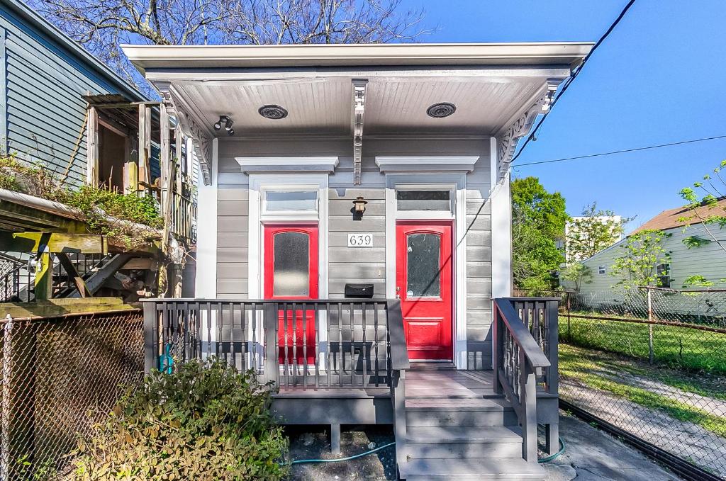Cozy Historic 2BR House 10 Min to French Quarter 6