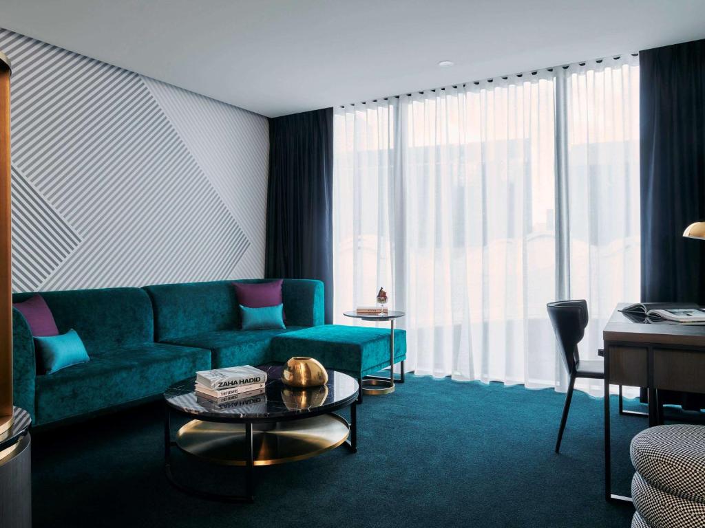 Movenpick Hotel Melbourne On Spencer Image
